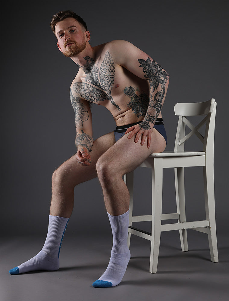 <b>How to Style Socks for Maximum Impact<b>
