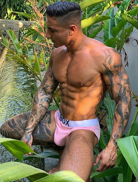 <b>Real Men Wear Pink</b>