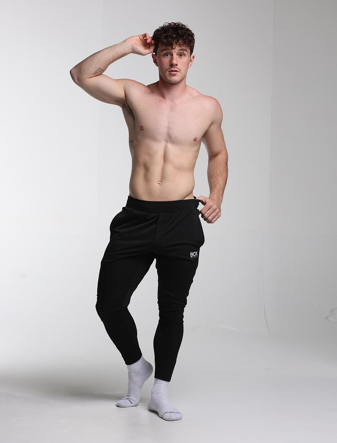 Mens X-Line Tapered Joggers - Black