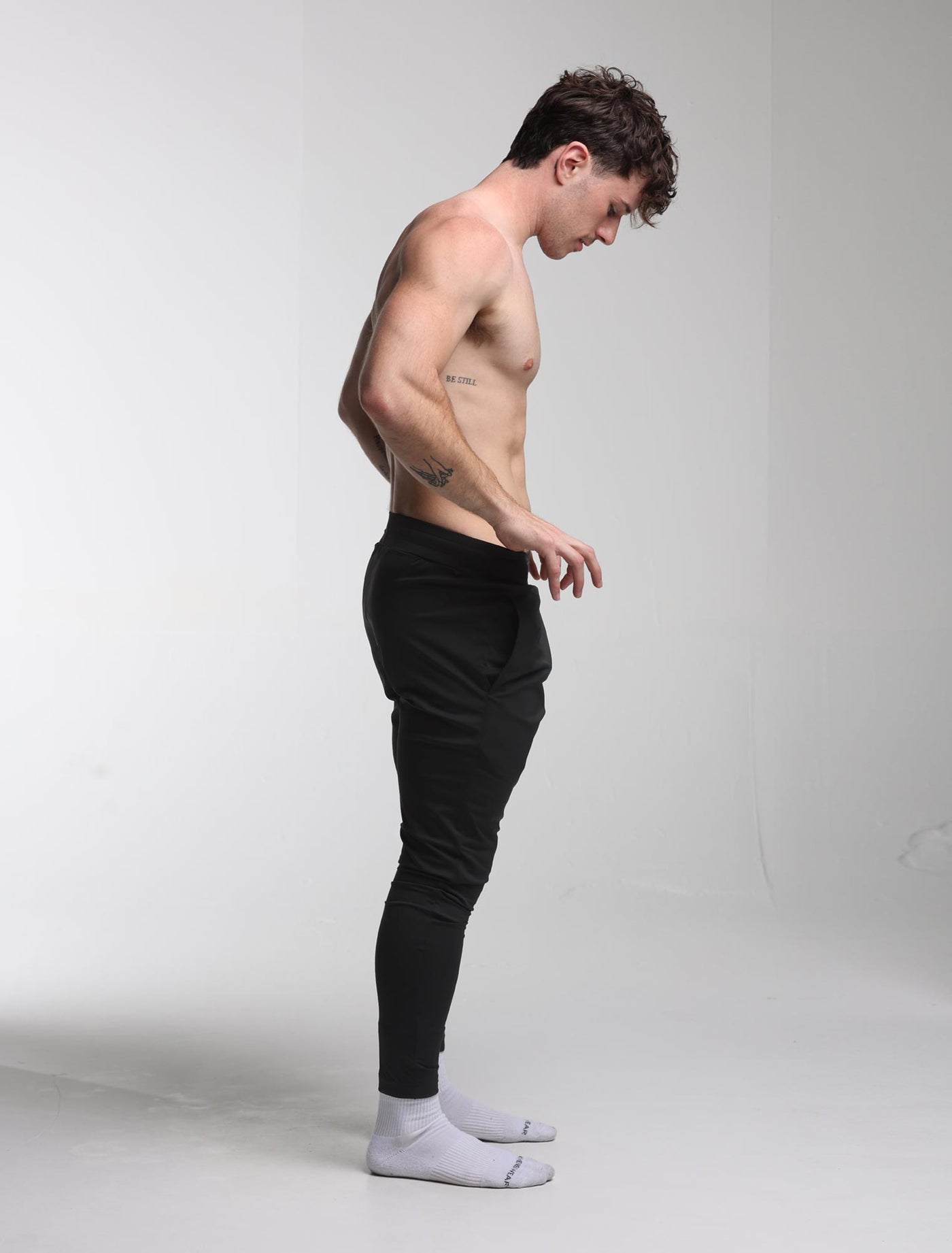Mens X-Line Tapered Joggers - Black