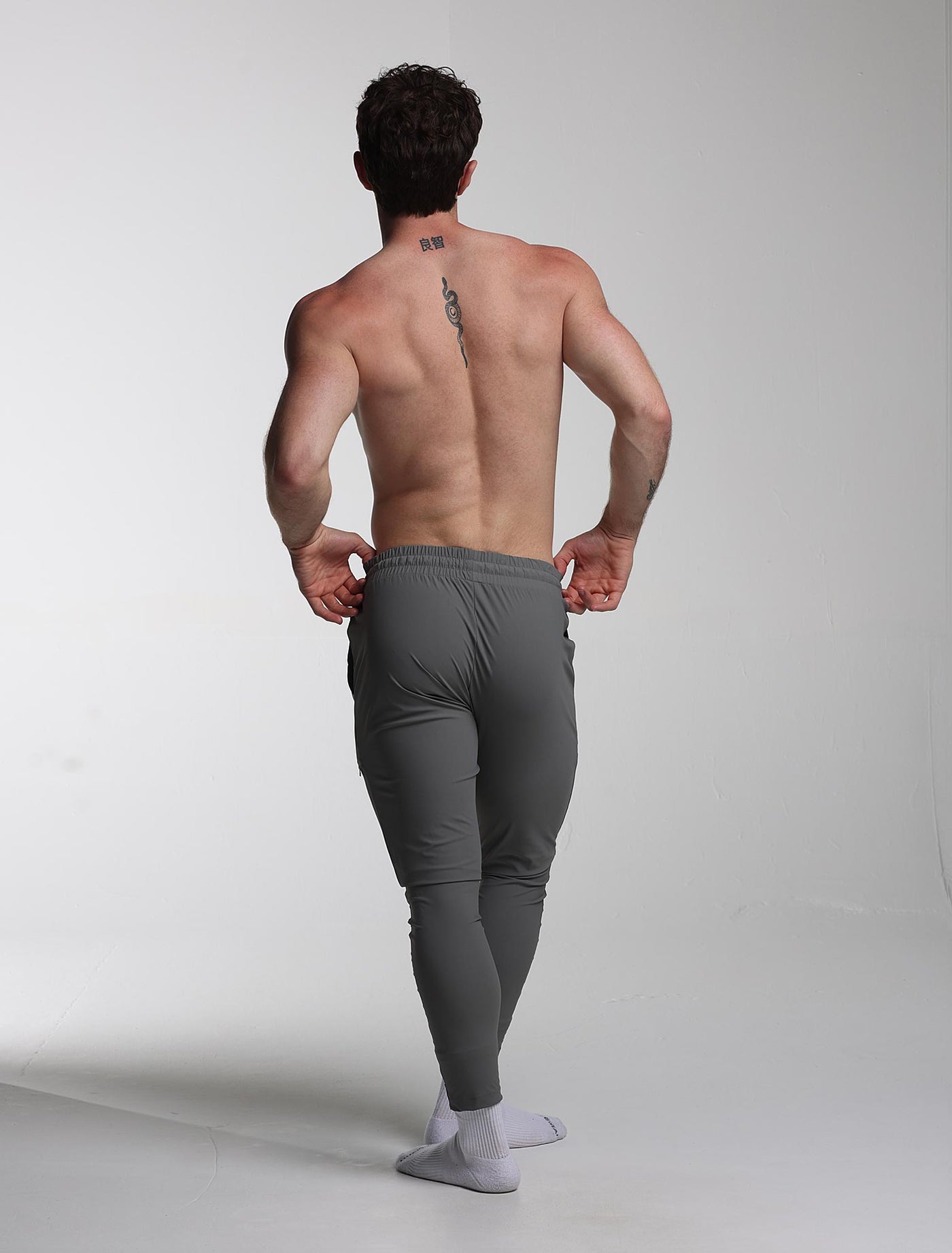 V2 Active Panelled Joggers - Slate Grey