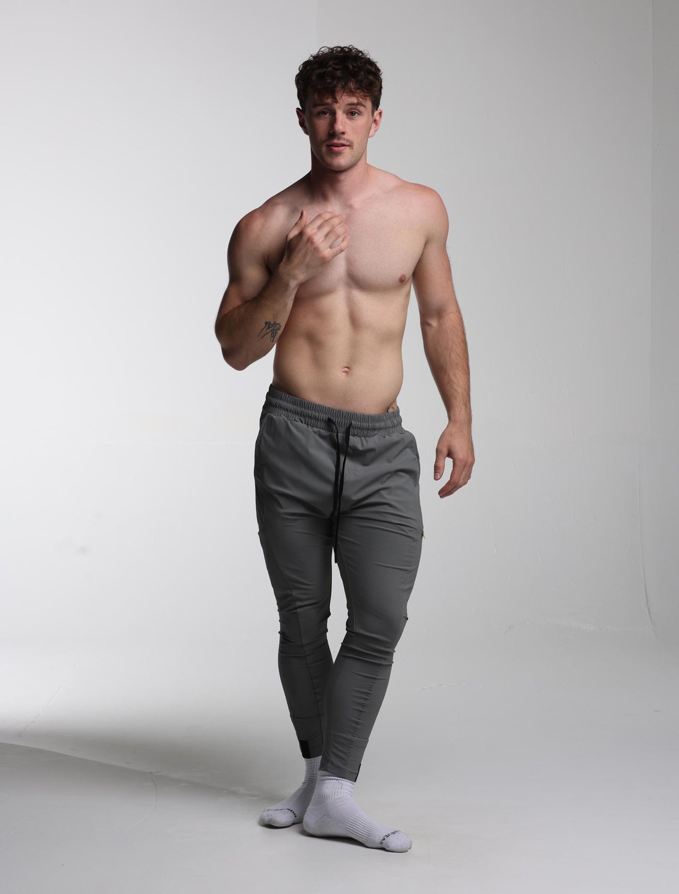 V2 Active Panelled Joggers - Slate Grey