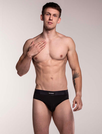 Mens Translucent Piggy Thong Lollipop Underwear With High Elasticity And  Hollow Personality W220324 From Wangcai10, $11.53