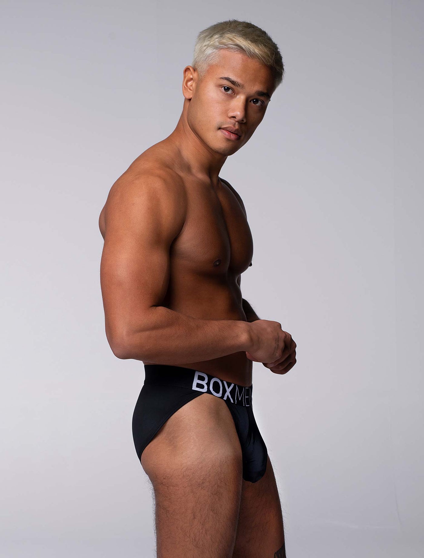 Mens Tanga Briefs: Defined Crotch - Black